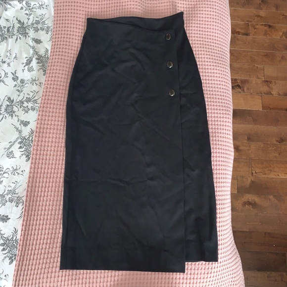 Aritzia Pencil Skirt - Picture 3 of 6